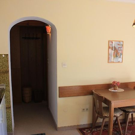 Апартаменты Haus Sigrid Бад Кляйнкирххайм Экстерьер фото