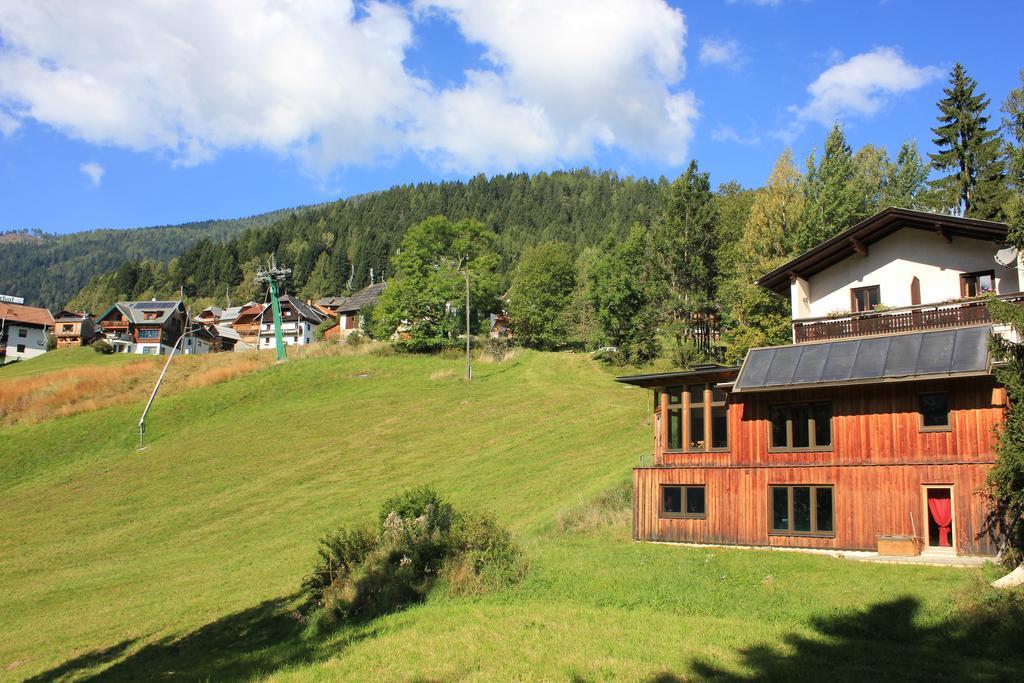 Апартаменты Haus Sigrid Бад Кляйнкирххайм Экстерьер фото